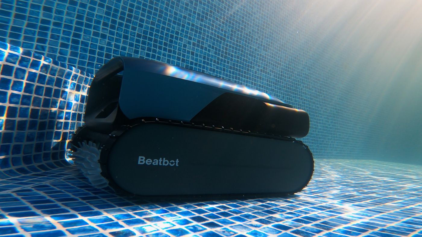 Beatbot Aquasense® 2 Pro Robotic Pool Cleaner — alternate view