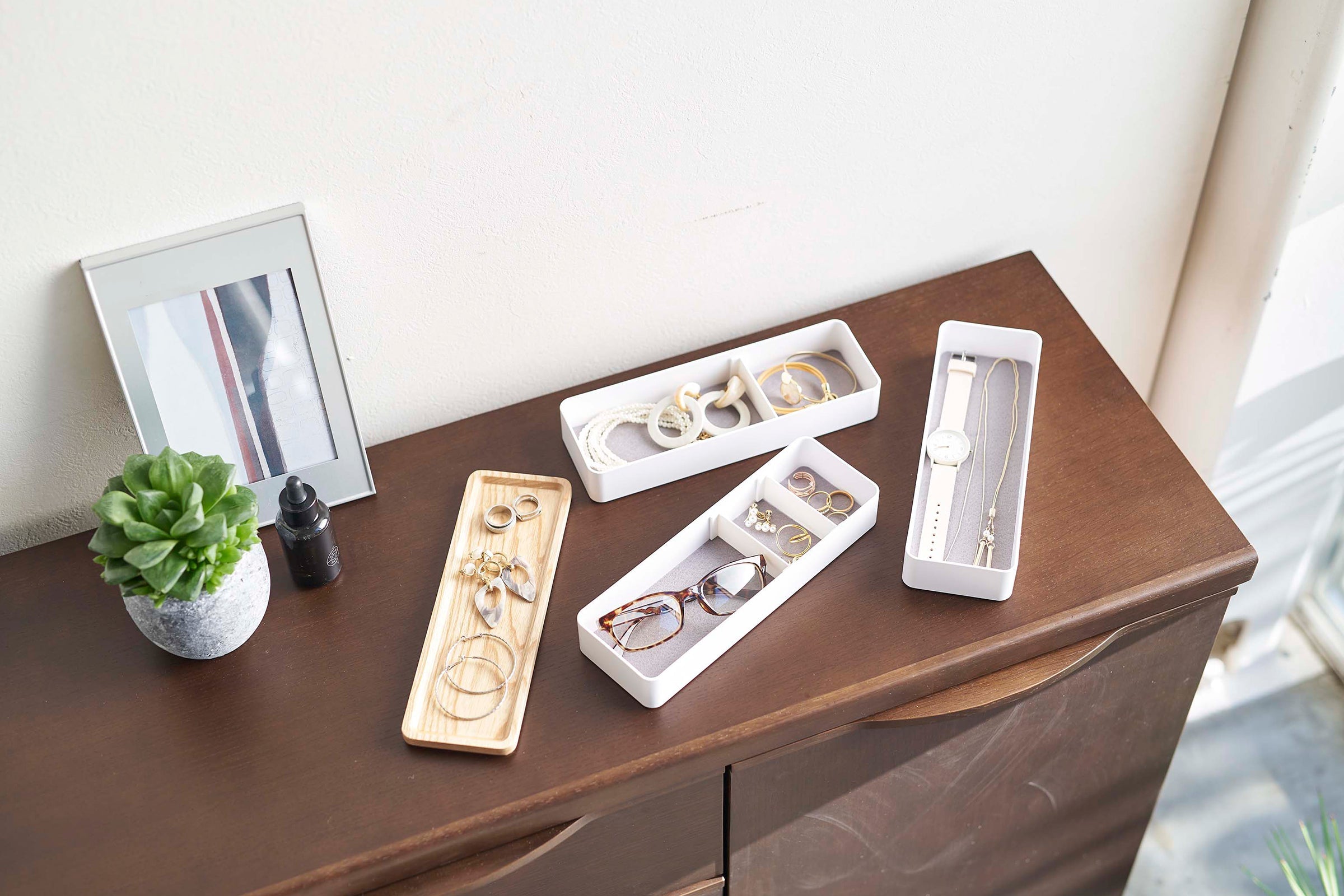 Sageandsill Stacking Accessories Or Watches Case Two Styles — alternate view