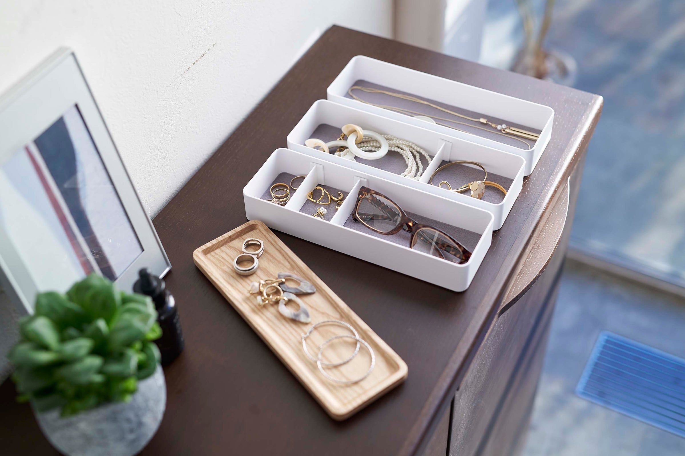 Sageandsill Stacking Accessories Or Watches Case Two Styles — alternate view