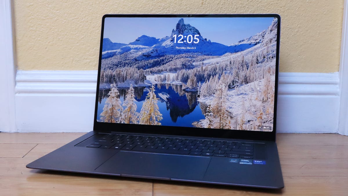 Samsung Galaxy Book 6 14 Np740vjg Ka2cl — alternate view