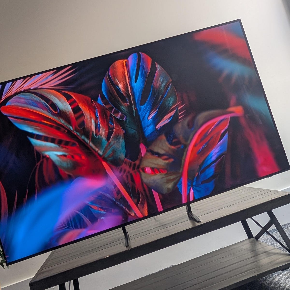 Samsung S90f 48 Inch Oled 4k Vision Ai Smart Tv Qn48s90faexzc — alternate view