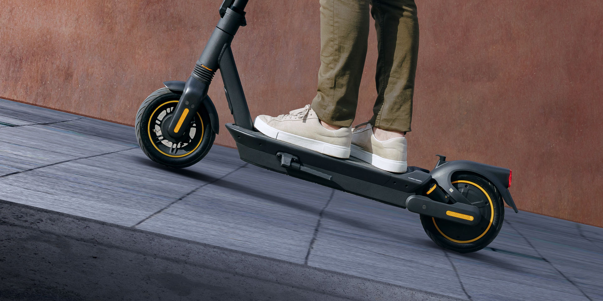 Segway Ninebot KickScooter MAX G2E Powered by Segway — alternate view