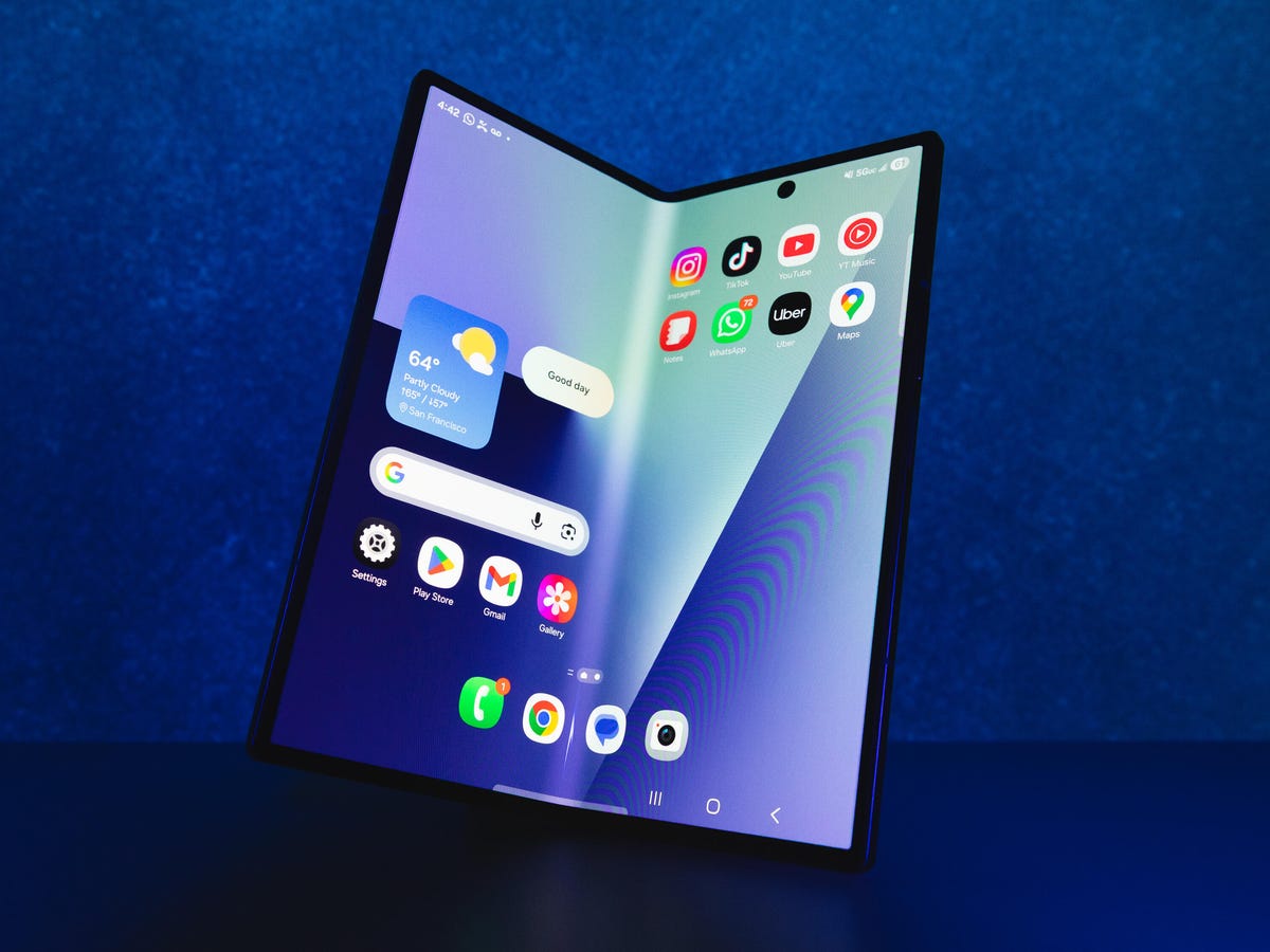 Samsung Galaxy Z Fold7 Sm F966bzkuzto — alternate view