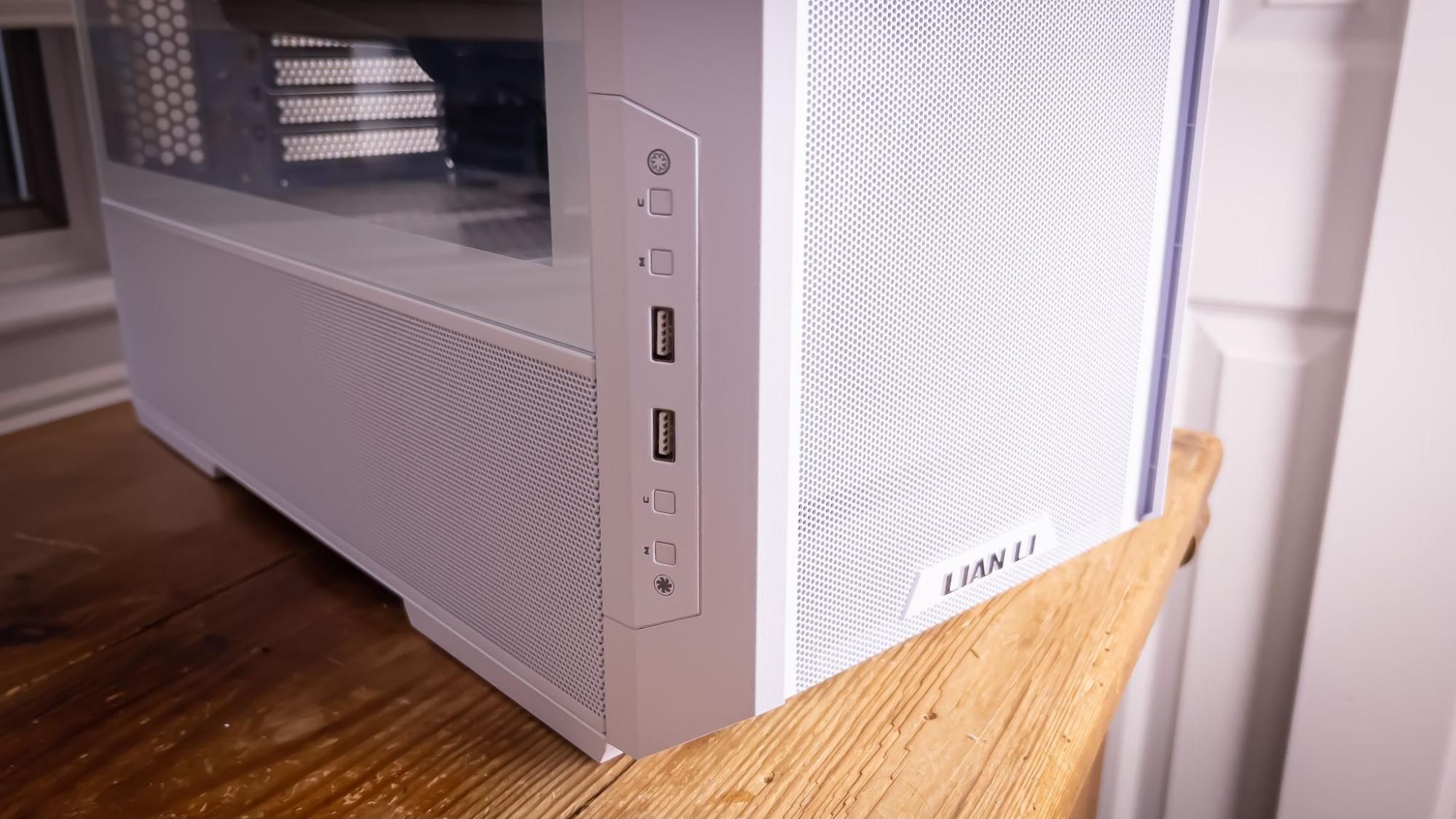 Lian Li Lancool 216X Case — alternate view
