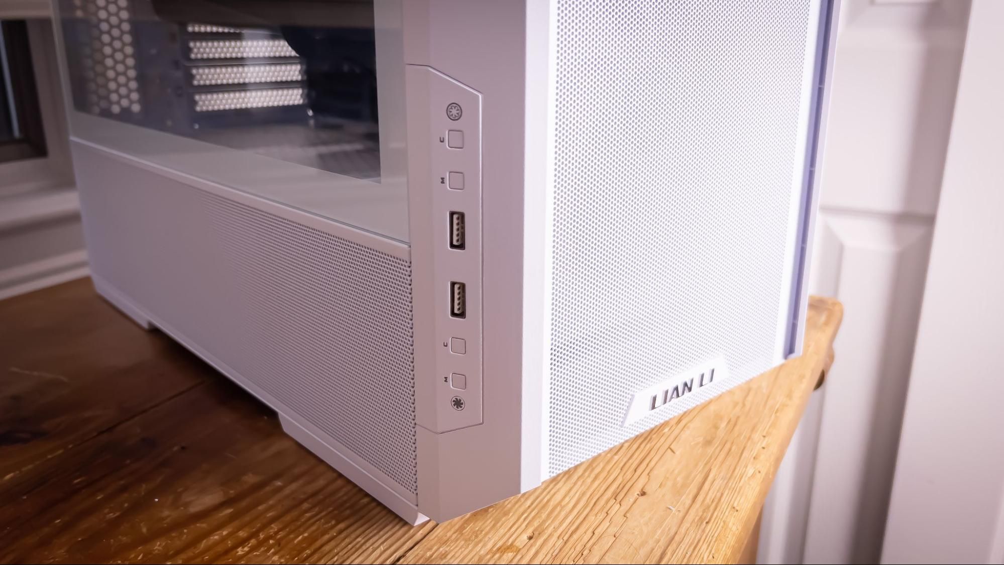 Lian Li Lancool 216X Case — alternate view