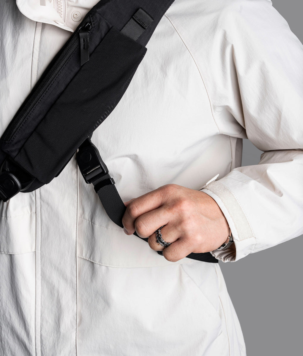 Alpaka Metro Crossbody — alternate view