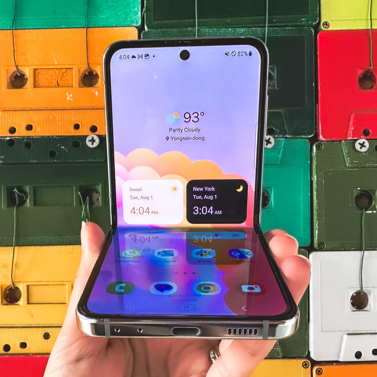 Samsung Galaxy Z Flip5 For Business Sm F731blijzto — alternate view