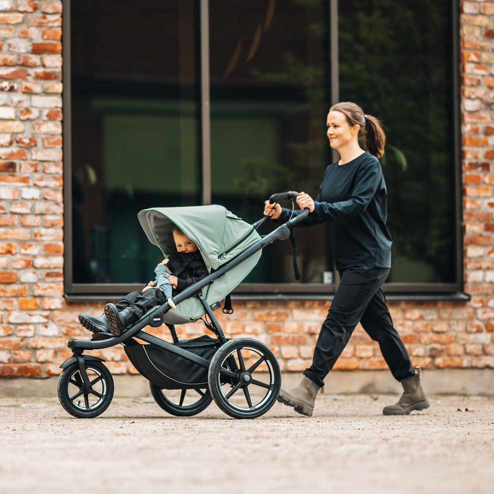 Thule Urban Glide 3 — alternate view