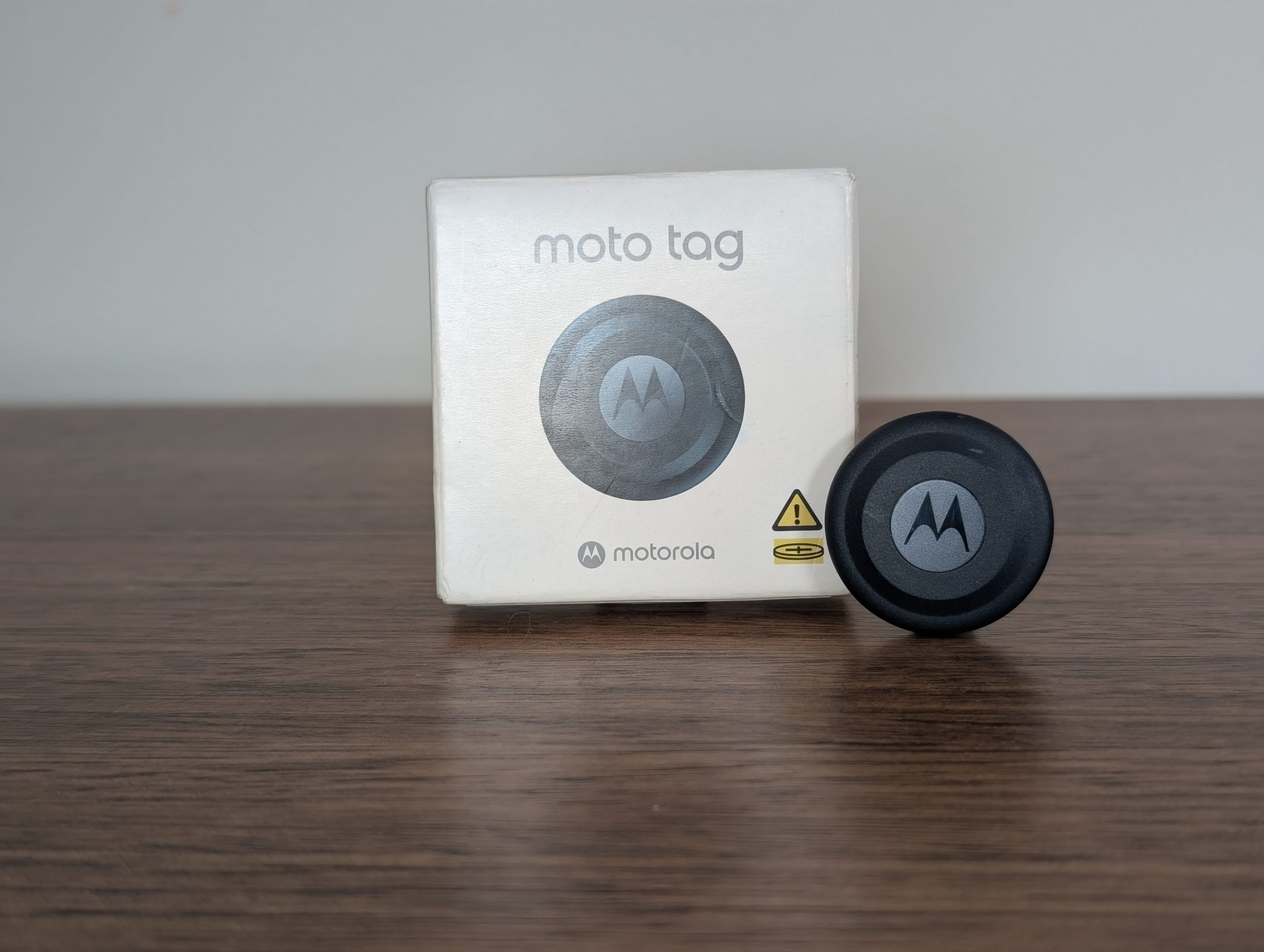 Motorola Moto Tag — alternate view