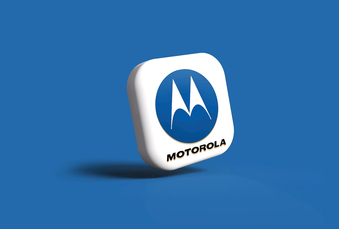 Motorola Moto Tag — alternate view