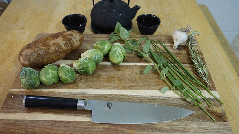 Shun Classic Chef's Knife Pakkawood Handle — alternate view