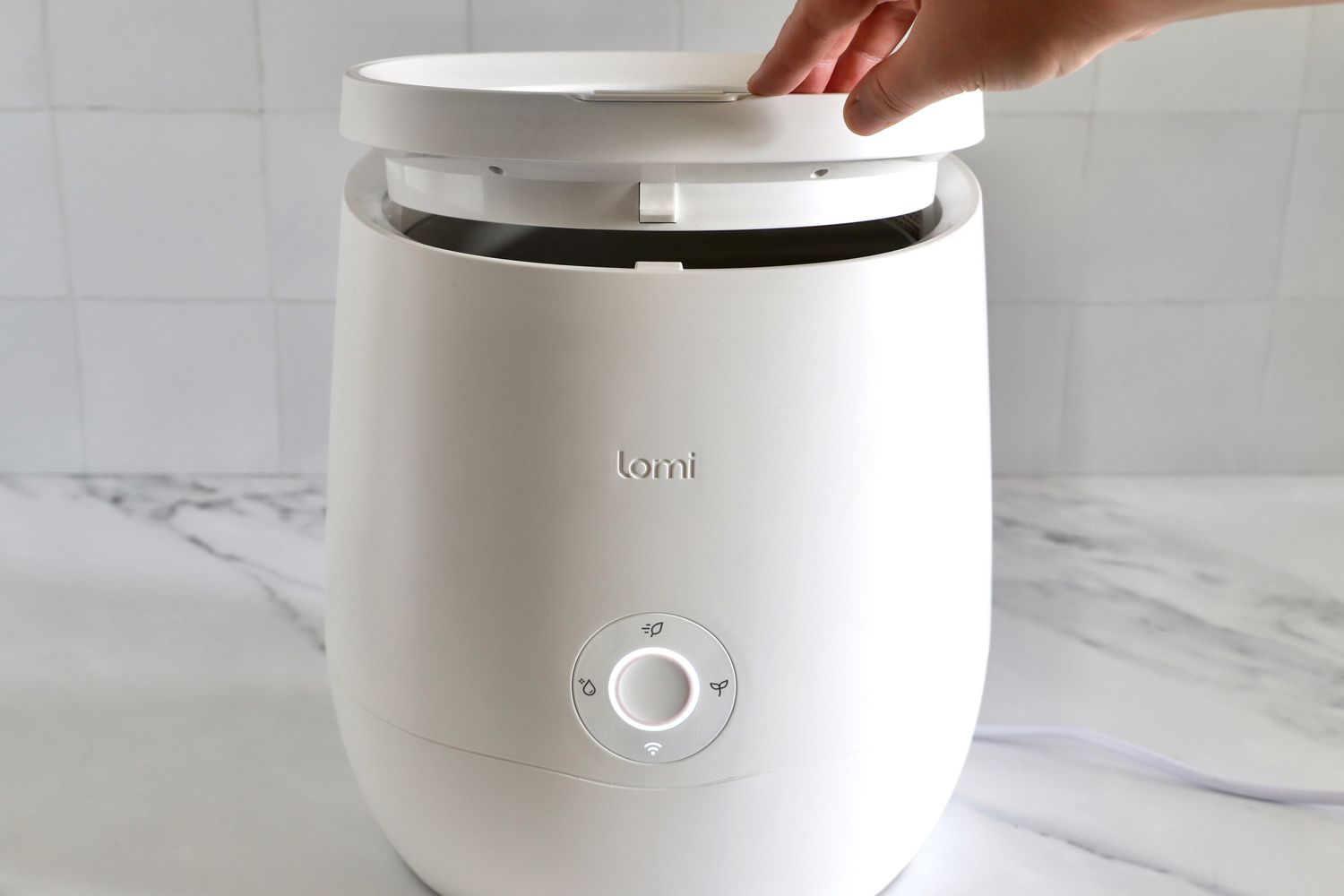 Lomi Countertop Composter — alternate view