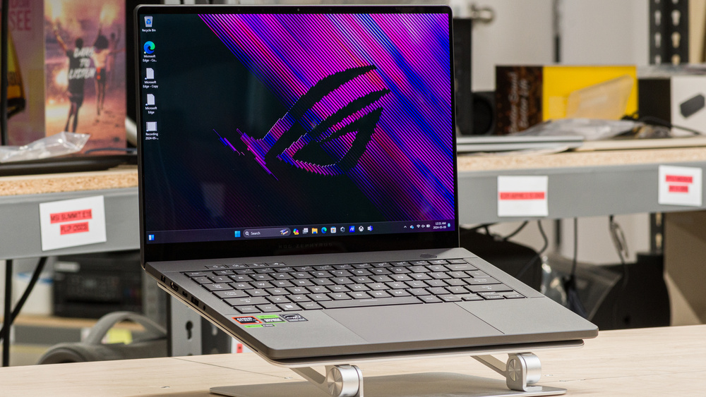 Asus ROG Zephyrus G14 ( ) — alternate view