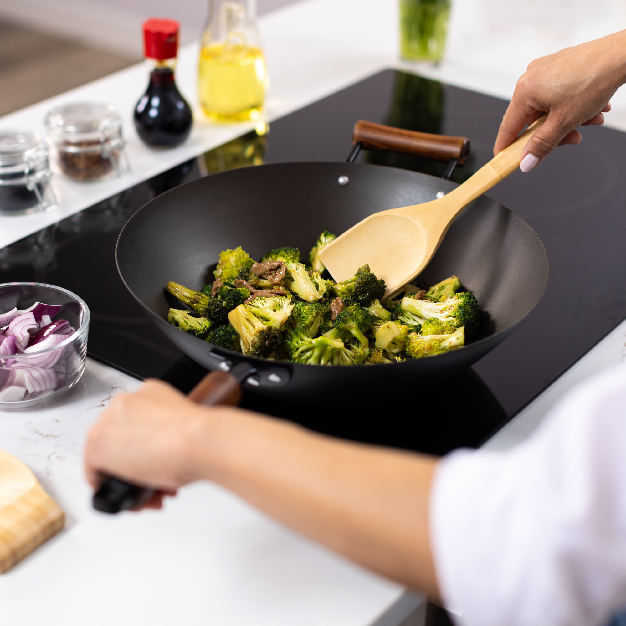 Joyce Chen 14" Carbon Steel Wok — alternate view