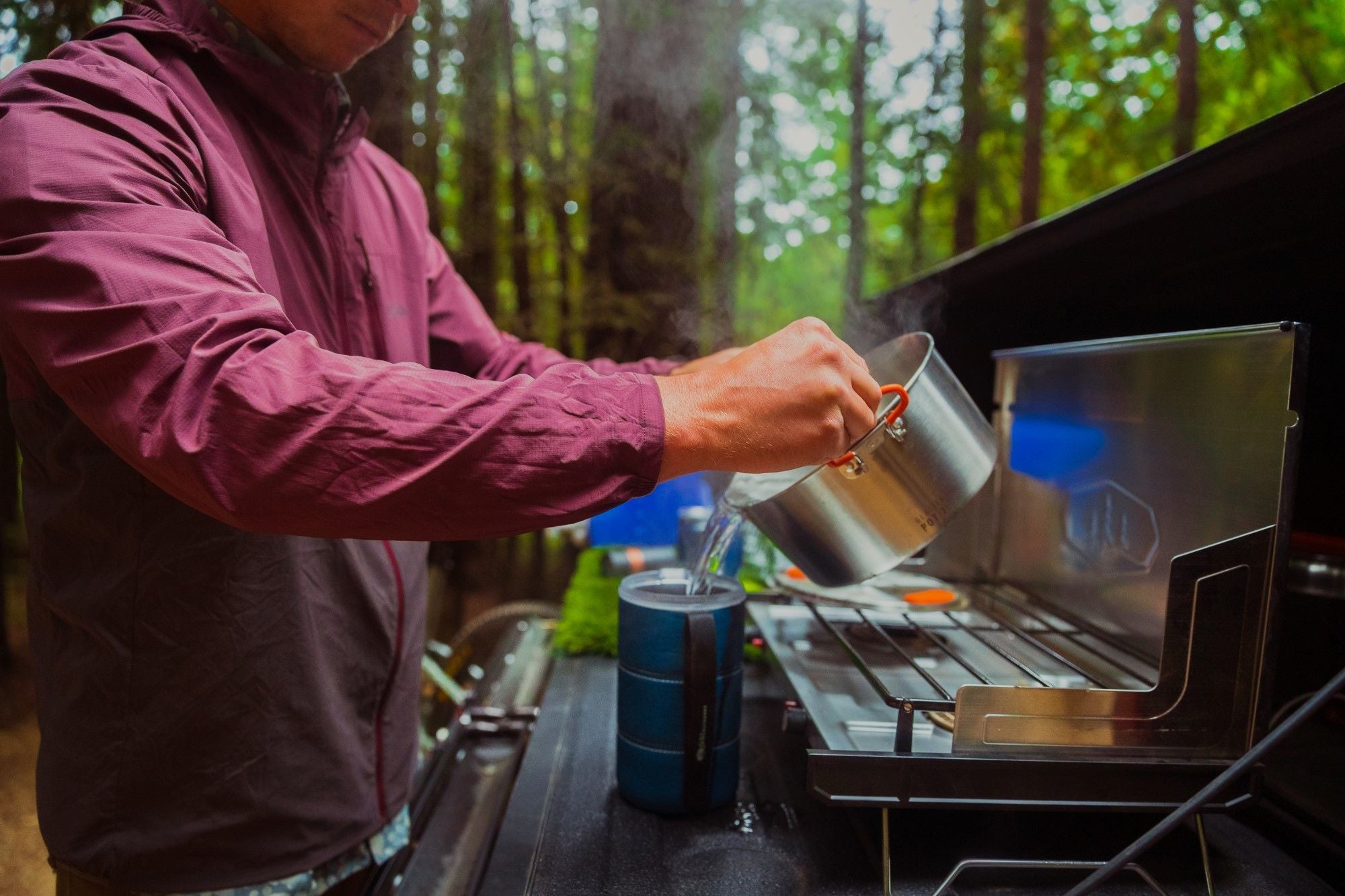 GSI Outdoors Pinnacle Dualist Cookset — alternate view