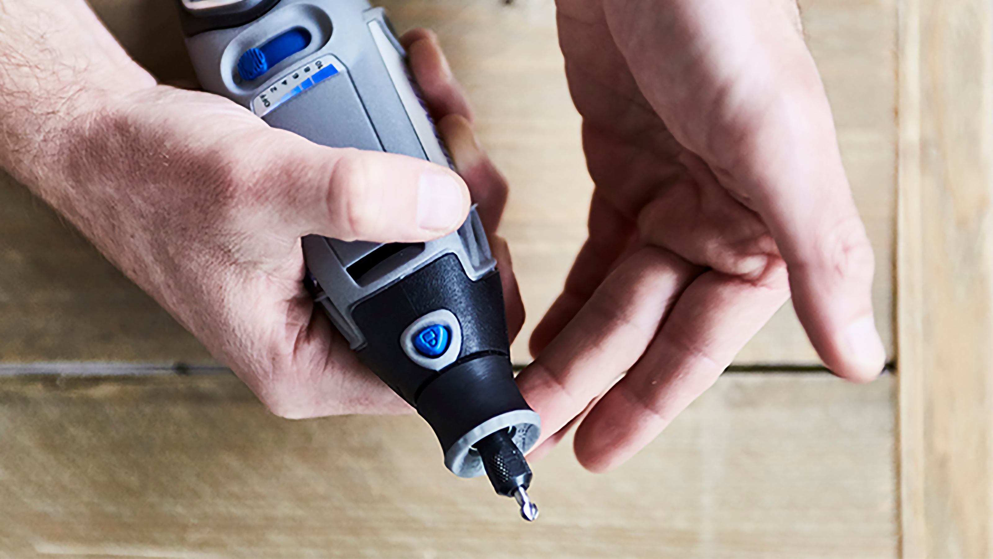 Dremel 3000 2/28 Kit — alternate view
