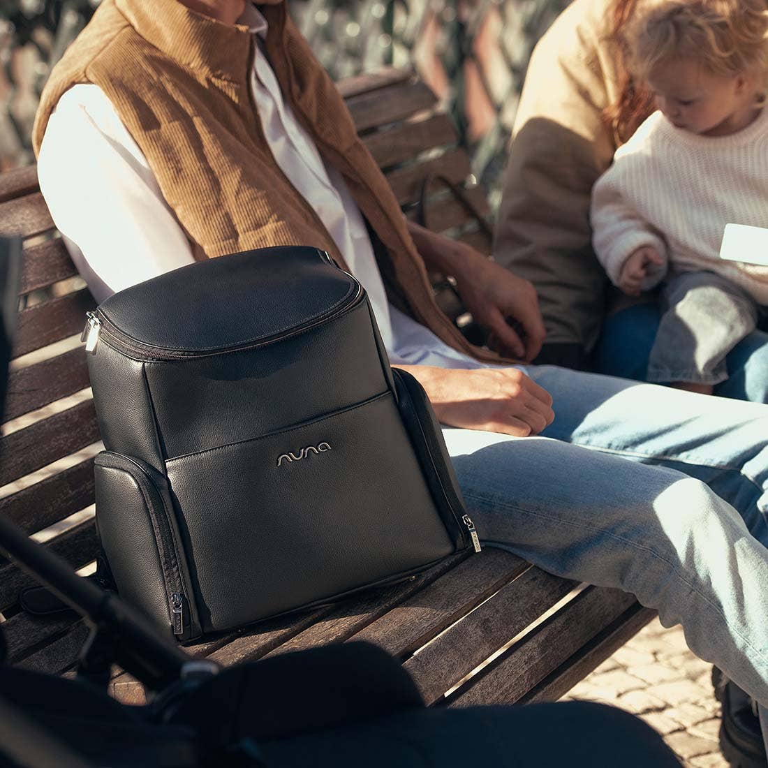 Nuna Essential Bag Caviar — alternate view