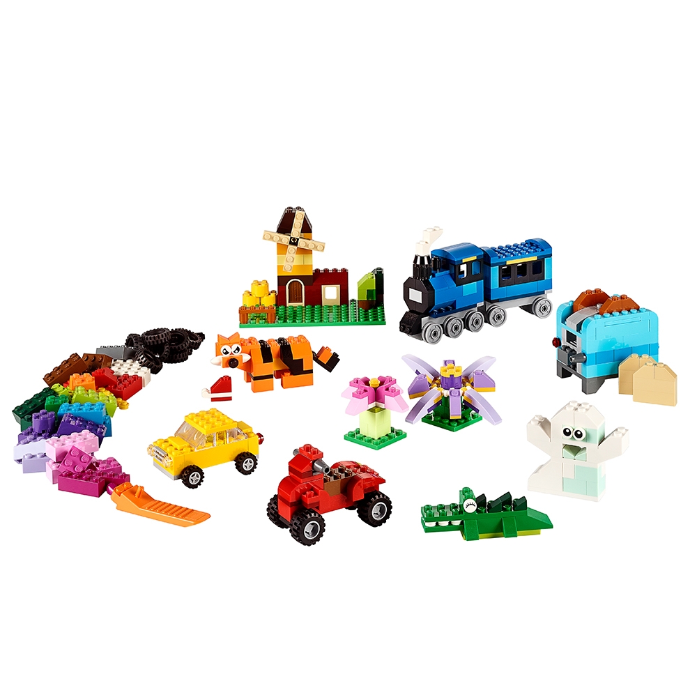 Lego Classic Medium Creative Brick Box — alternate view