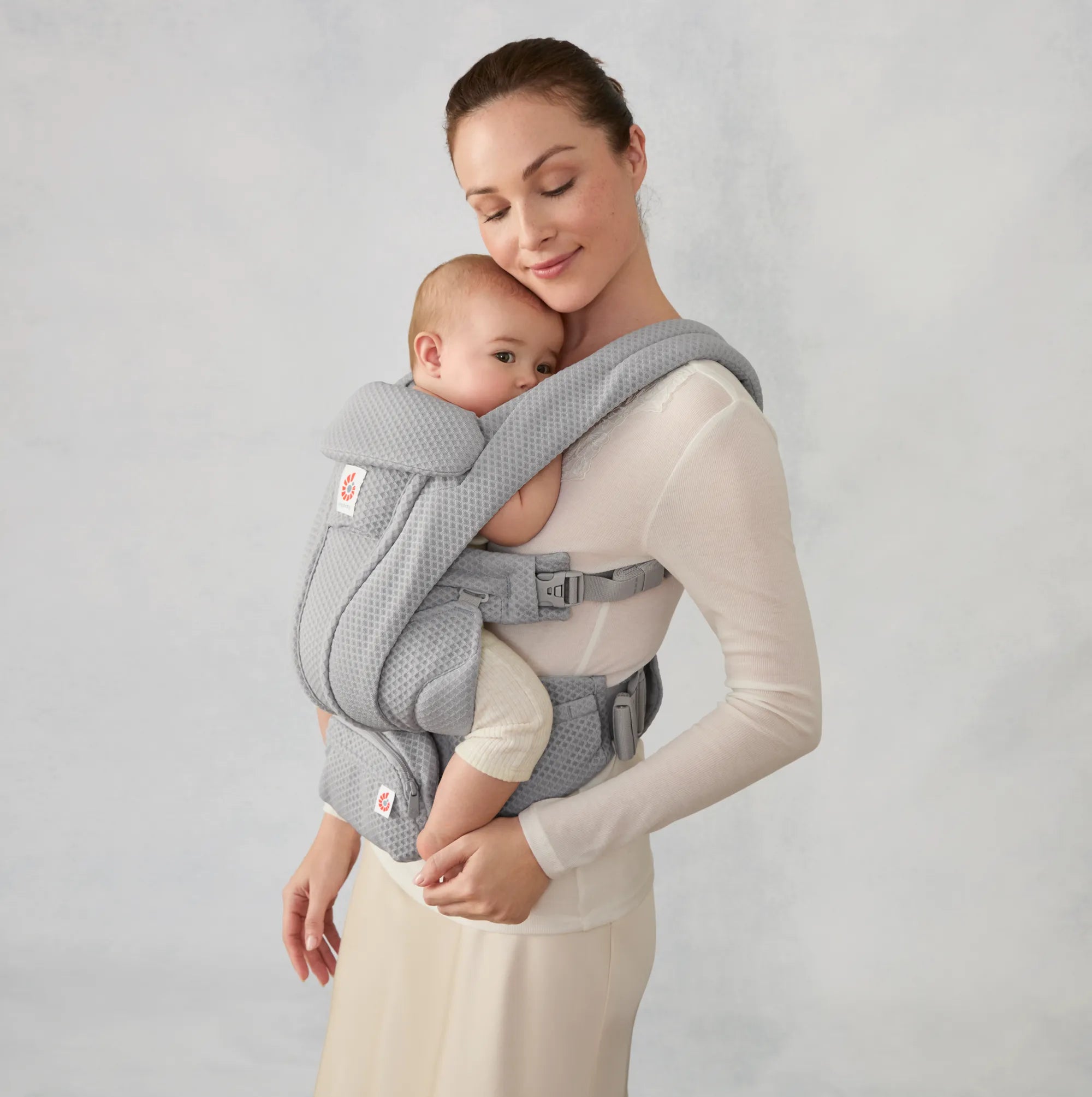 Ergobaby Omni 360i — alternate view