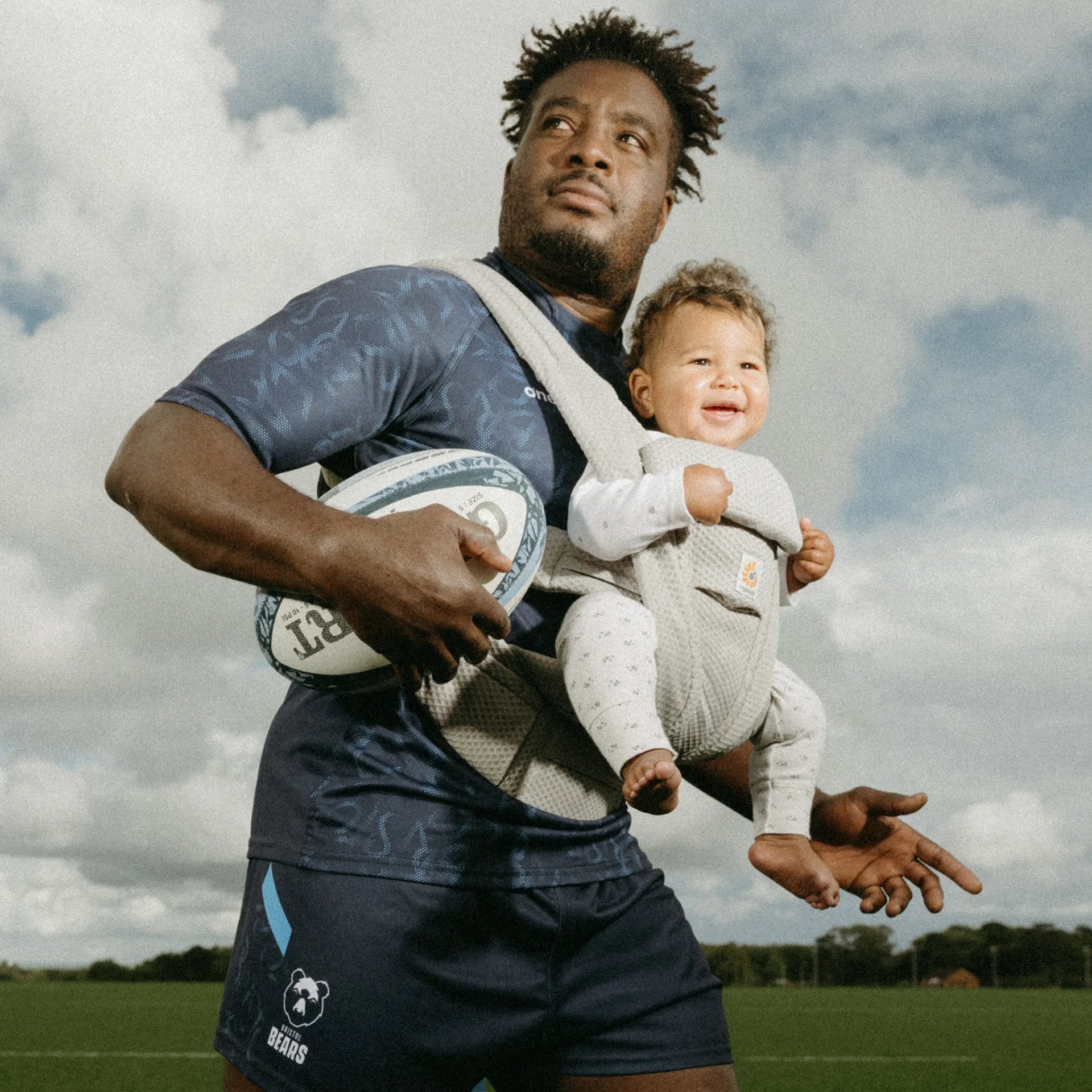 Ergobaby Omni 360i — alternate view
