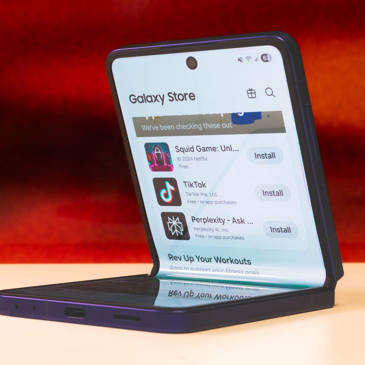 Samsung Galaxy Z Flip7 Sm F766bzkheee — alternate view
