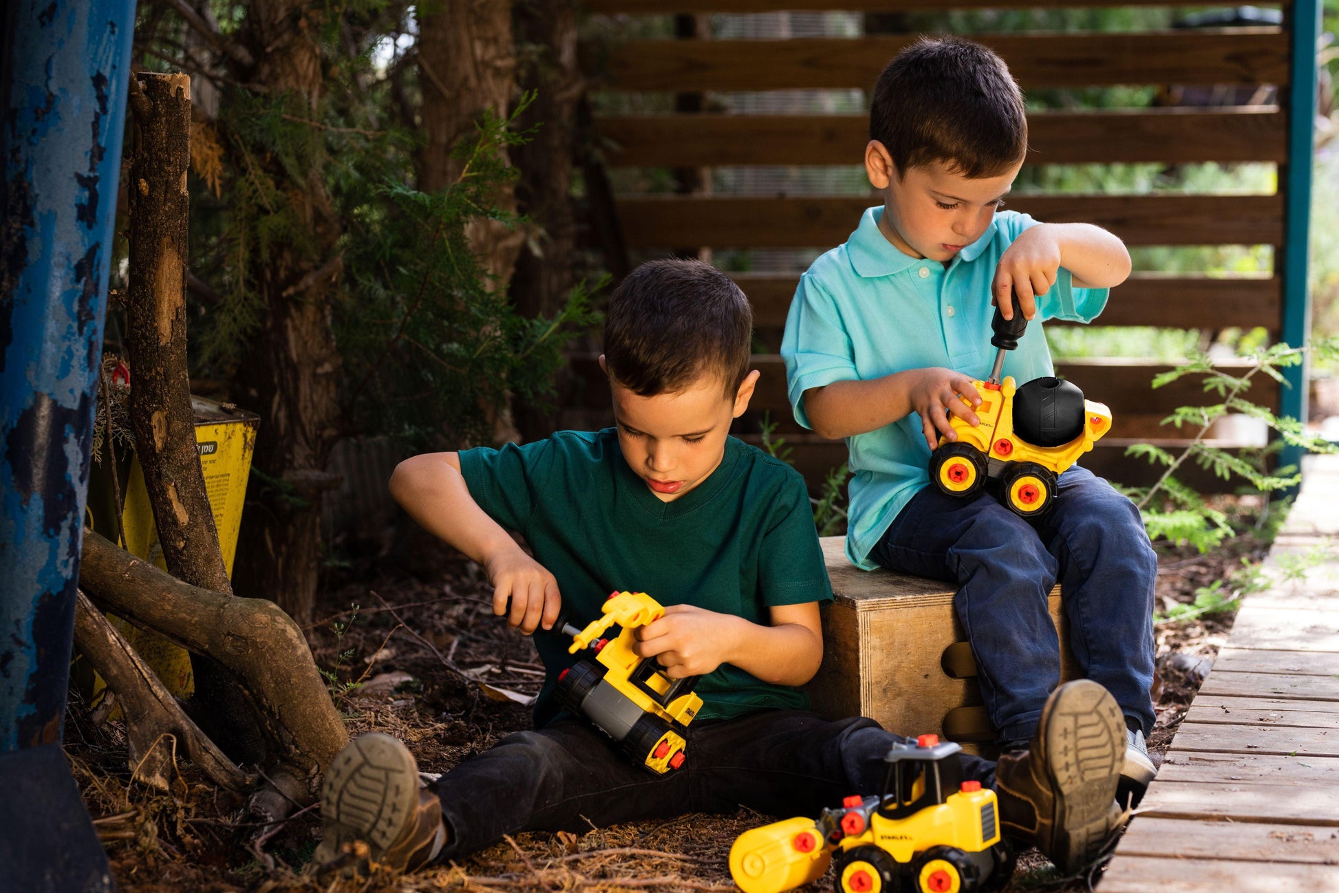 Stanley Take-Apart Cement Truck Toy Kit — alternate view
