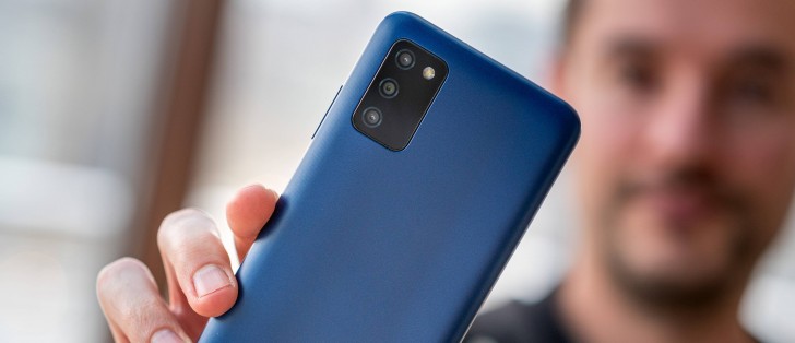 Samsung SM A037GZWNEUC — alternate view