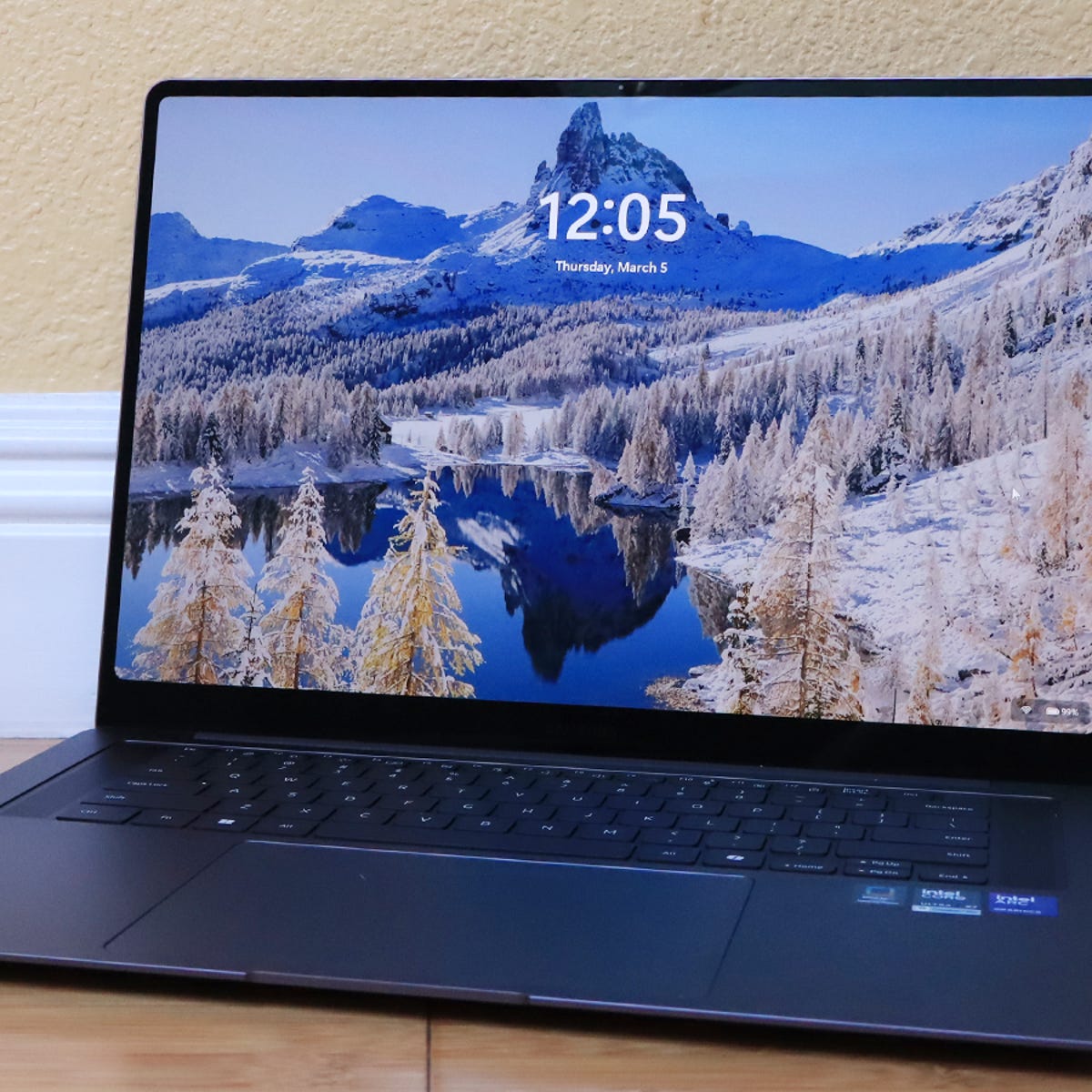Samsung Galaxy Book6 Pro Ultra 7 Np940xjg Kg1ca — alternate view