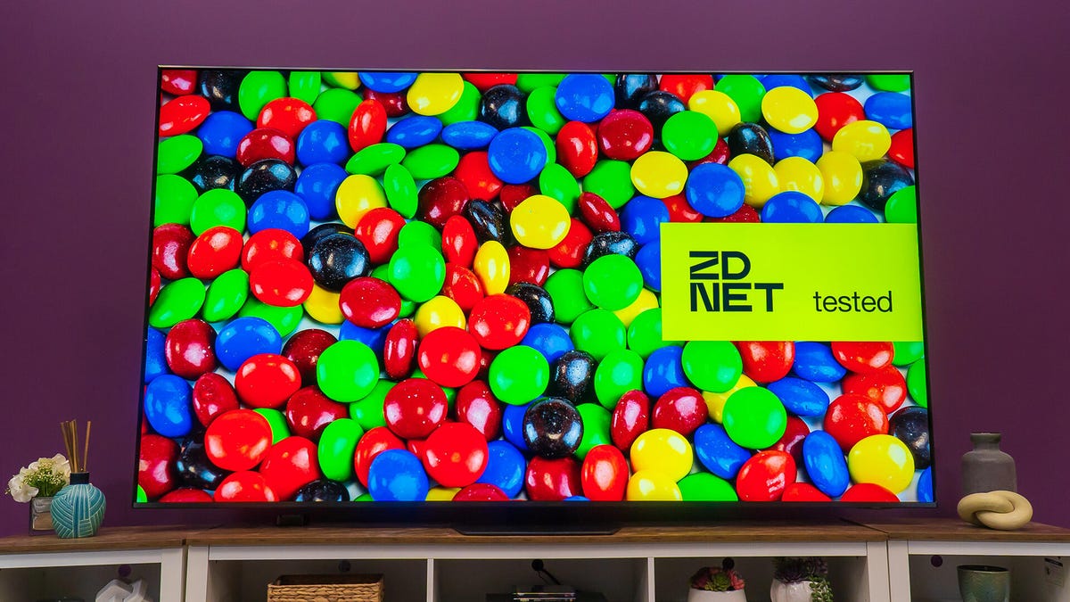 Samsung Qmn Series Lh98qmnebgc Ue — alternate view