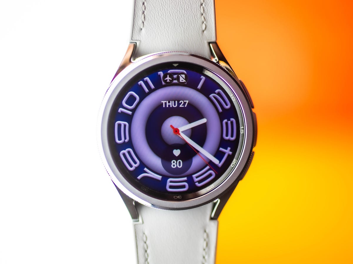 Samsung Galaxy Watch6 Classic 43mm Bt Sm R950nzkaeuc — alternate view
