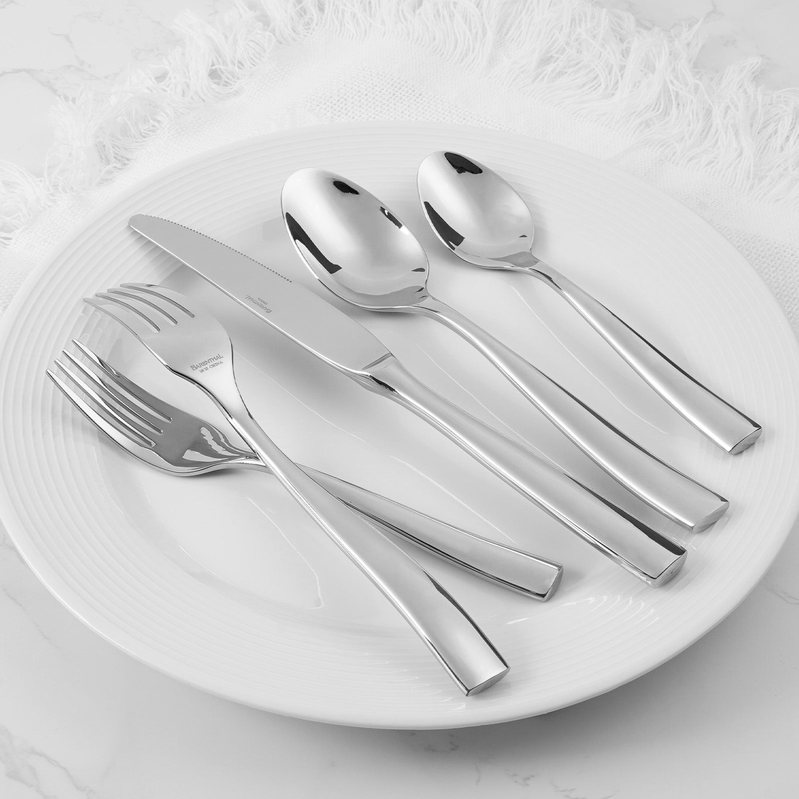 Crate And Barrel Marin Mirror Flatware Set — alternate view