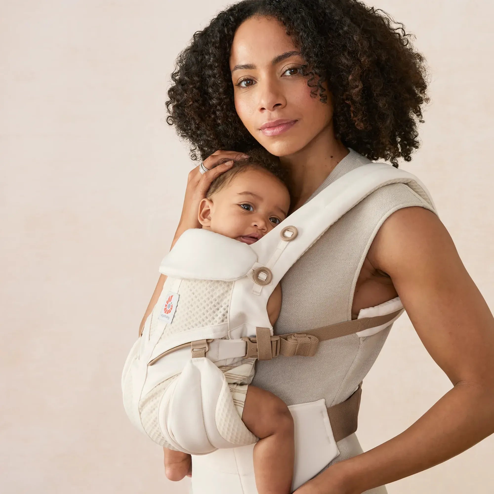 Ergobaby Omni 360 Cool Air Mesh Baby Carrier Pearl — alternate view